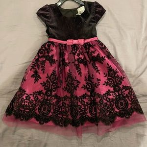 Little girl dress. Great for weddings